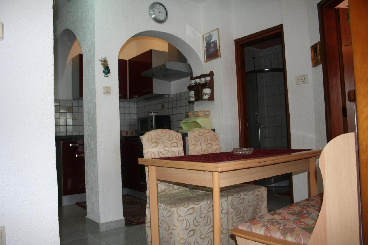 Apartmani Jankov Veglia Exterior foto