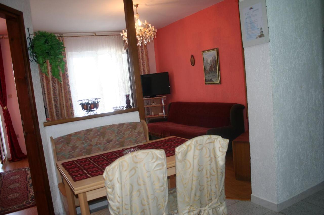 Apartmani Jankov Veglia Exterior foto